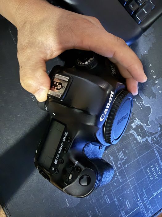 Canon 5D mark iii  BODY sotiladi