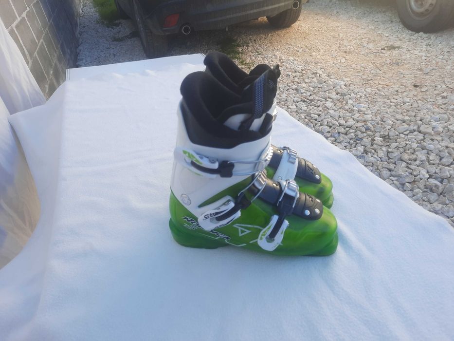 Ски обувки детски 22,0-23,5см.Nordica t3