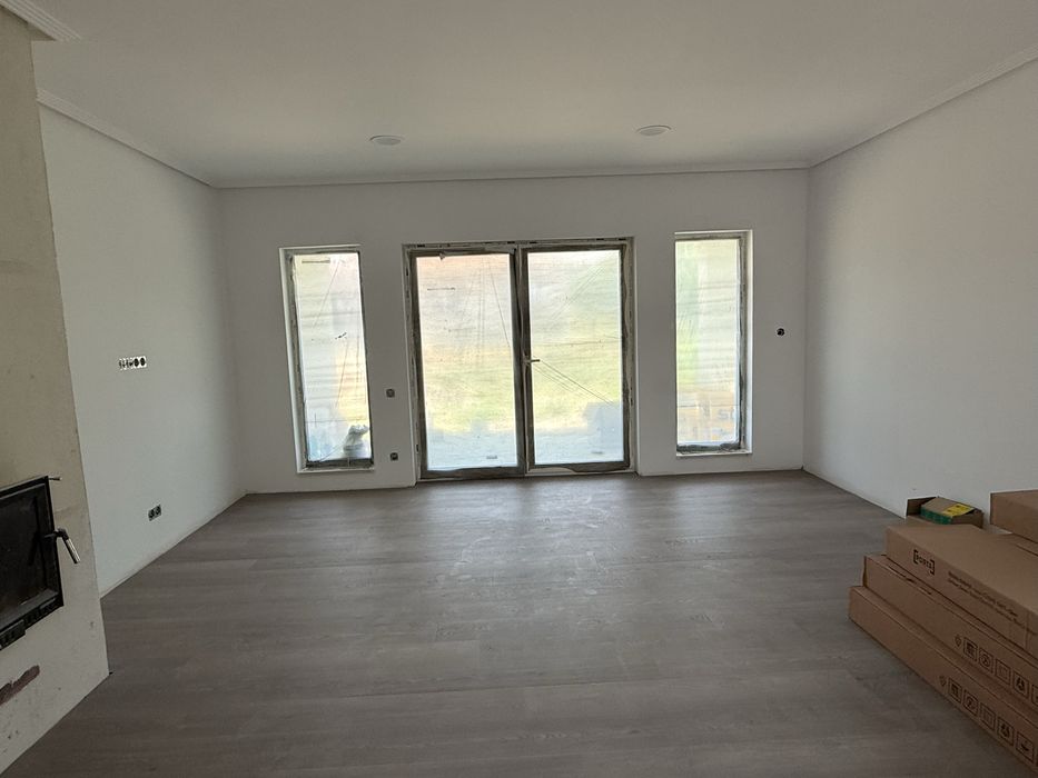 Casă Tăuții Magherăuș!!! 119000€ (120 mpu + terasă+ 520 mp teren)