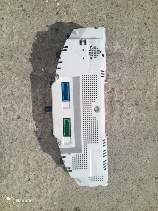 Продавам километраж за volkswagen touareg 2.5 R6 мотора автоматик