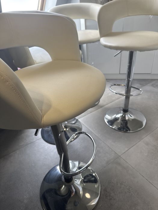 Кожени Бар столове