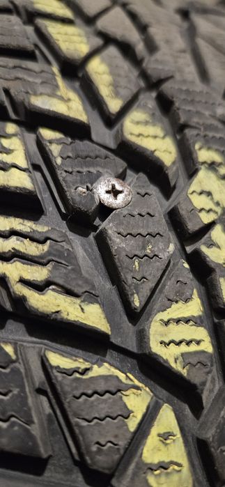 Зимни NOKIAN 175/65/15 DOT4518