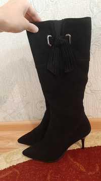 Сапоги женские замшевые чёрные на каблуках зимние