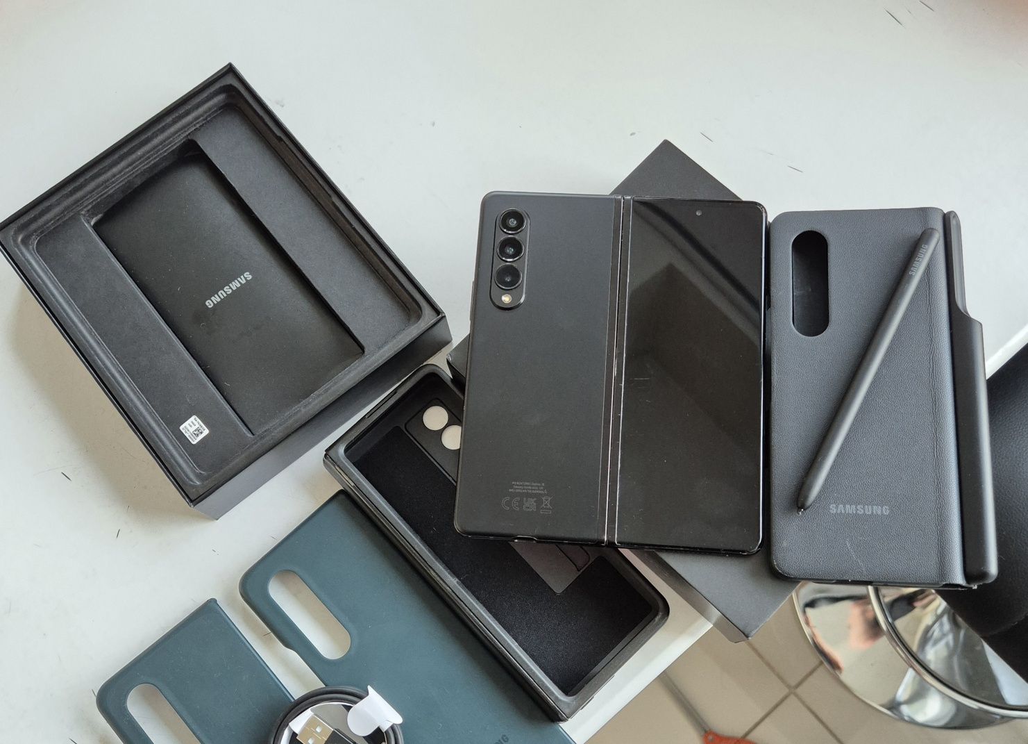 Samsung Galaxy Z Fold 3 5G