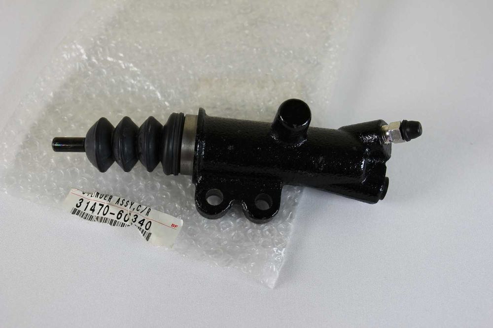 Оригинална помпа съединител Toyota Land Cruiser Prado / Lexus IS /