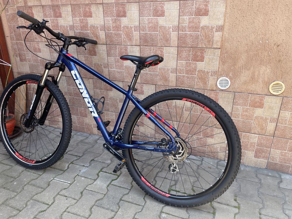 Bicicleta MTB  29-er frane hidraulice