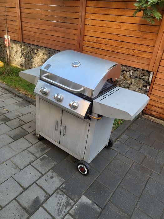 Vând grătar gaz Grill chef