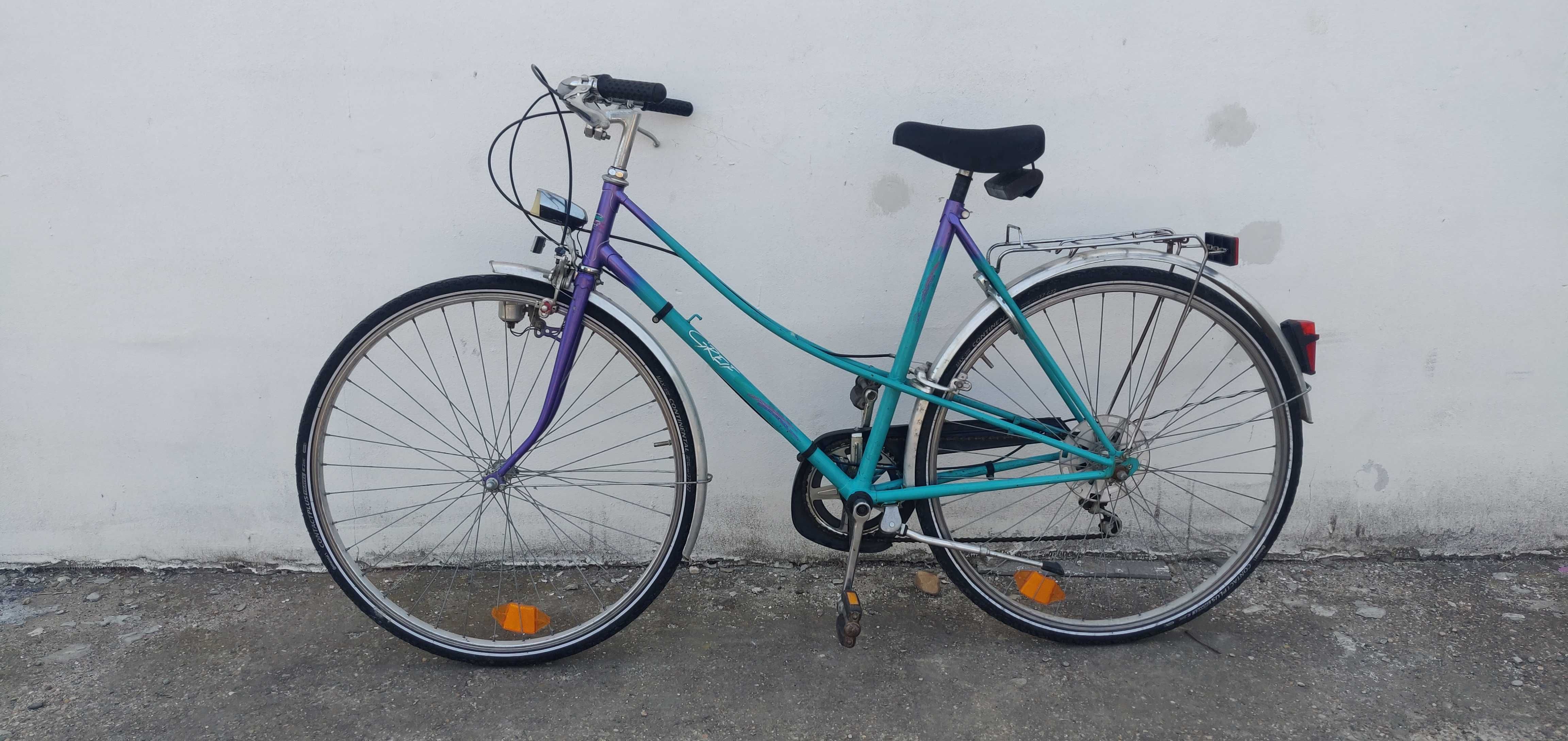 Bicicleta clasica de femei cu roti de 28 inch