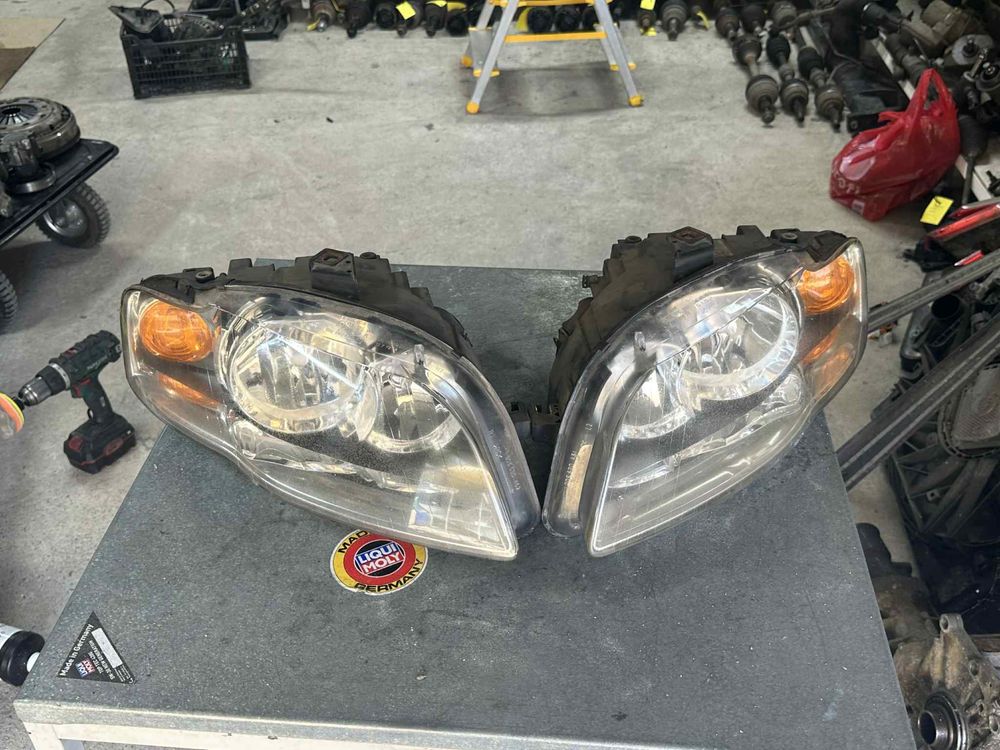 Faruri audi a4 b7 set stg dr