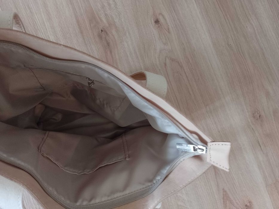 Нова дамска чанта от естествена кожа