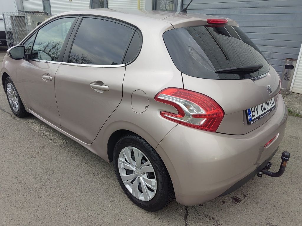 Peugeot 208 2013 1.4 diesel Euro 5