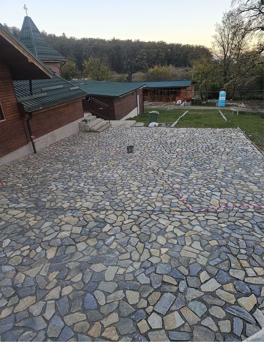 Vand piatra si montez oriunde in tara