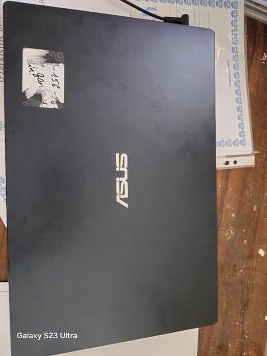 Noutbuk asus celeron4500