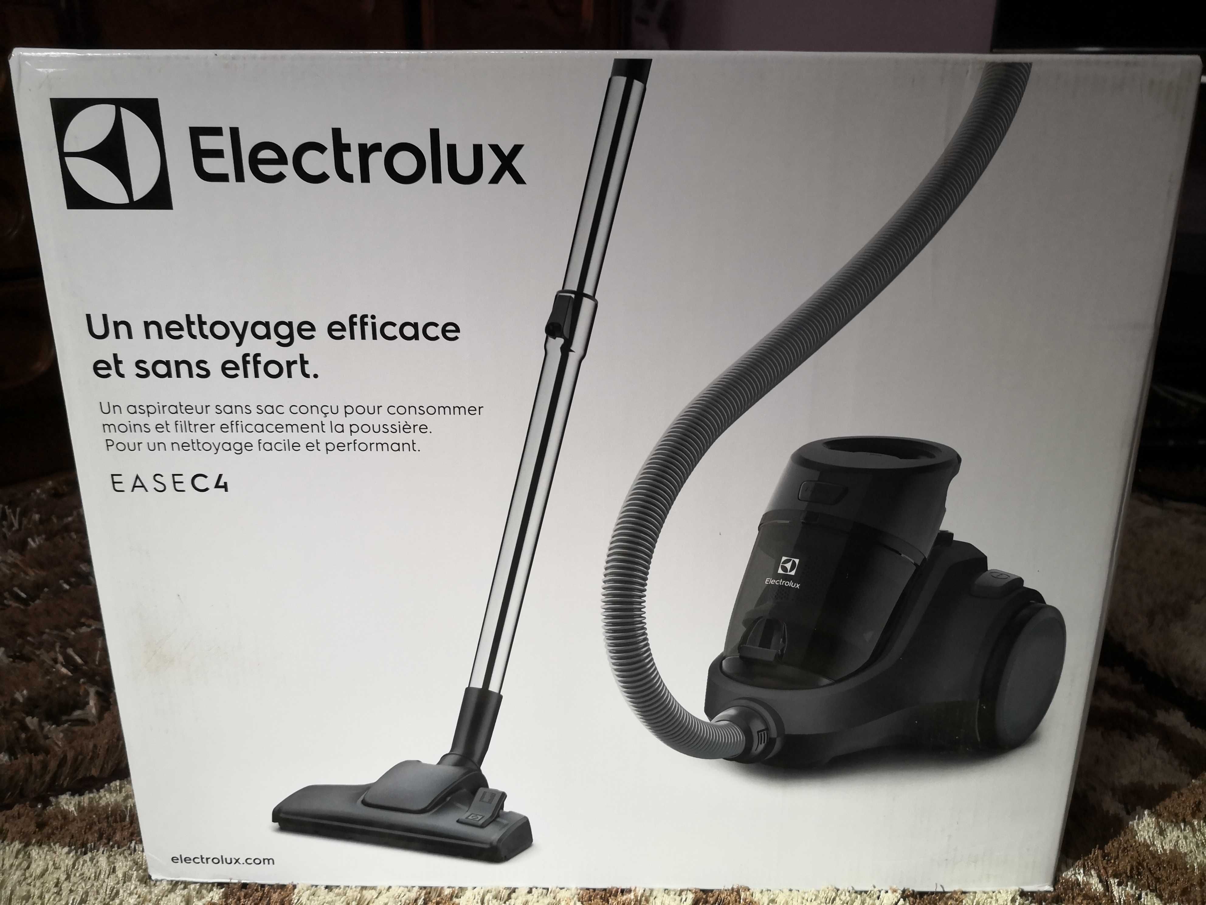 Aspirator fara sac Electrolux NOU in cutie SIGILATA