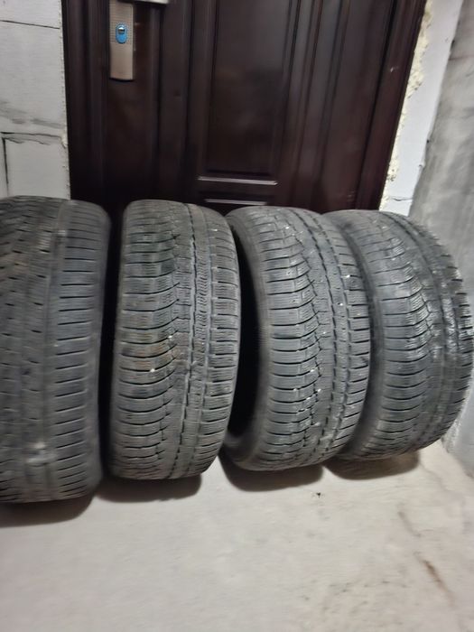 Anvelope iarna 225/50/17