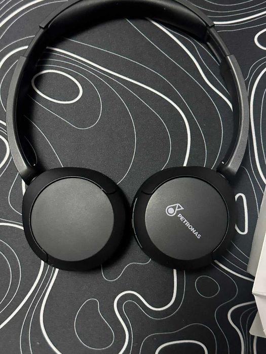 Casti Sony WH-CH520 Special Edition Iveco x Petronas