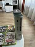Xbox360 + 2 безжични джойстика + 11 игри