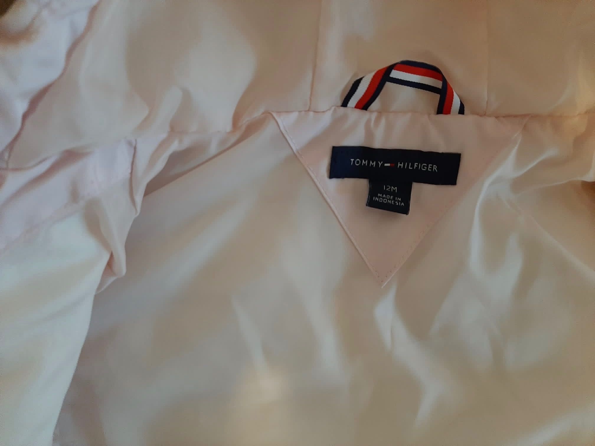 Geaca Tommy Hilfiger originala 12 luni