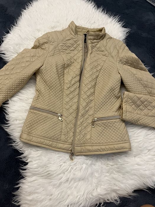 Jacheta geaca  matlasata bej