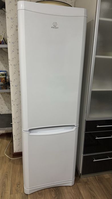 Холодильник в отличном состоянии