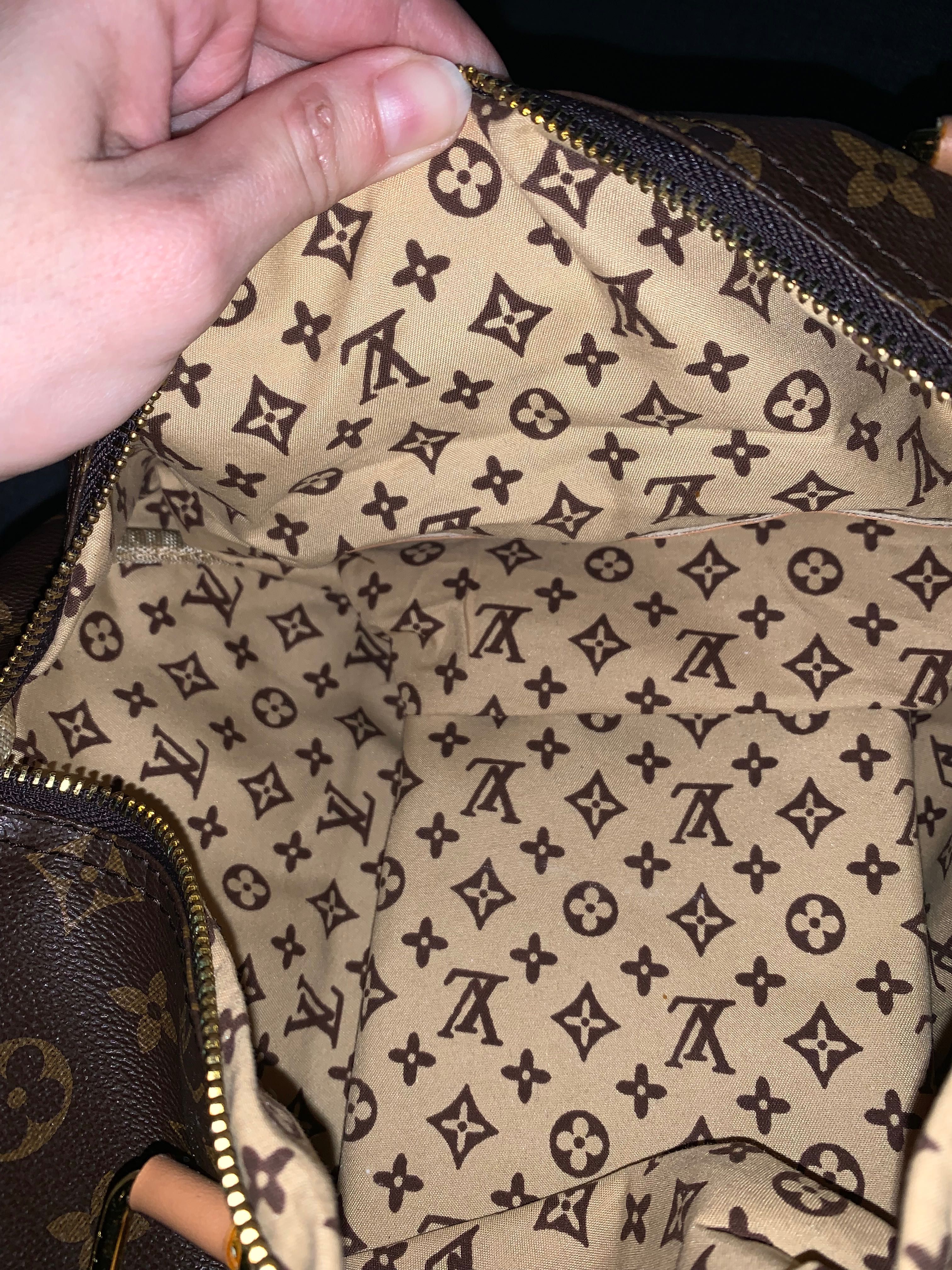 Geanta Louis Vuitton noua (non originala)