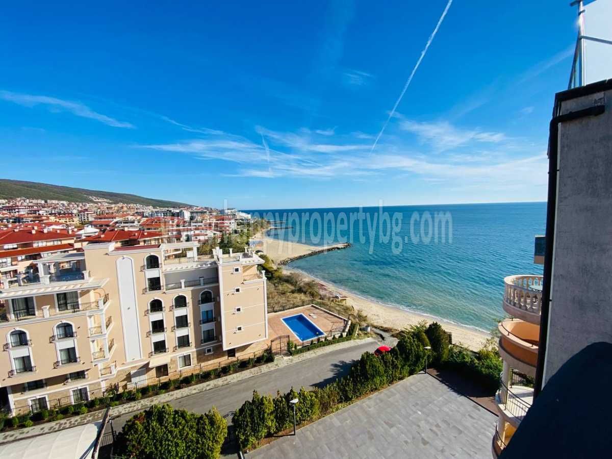 Продава се Двустаен апартамент в Свети Влас - 76 кв.м за 1119 €/кв.м - Снимка #12