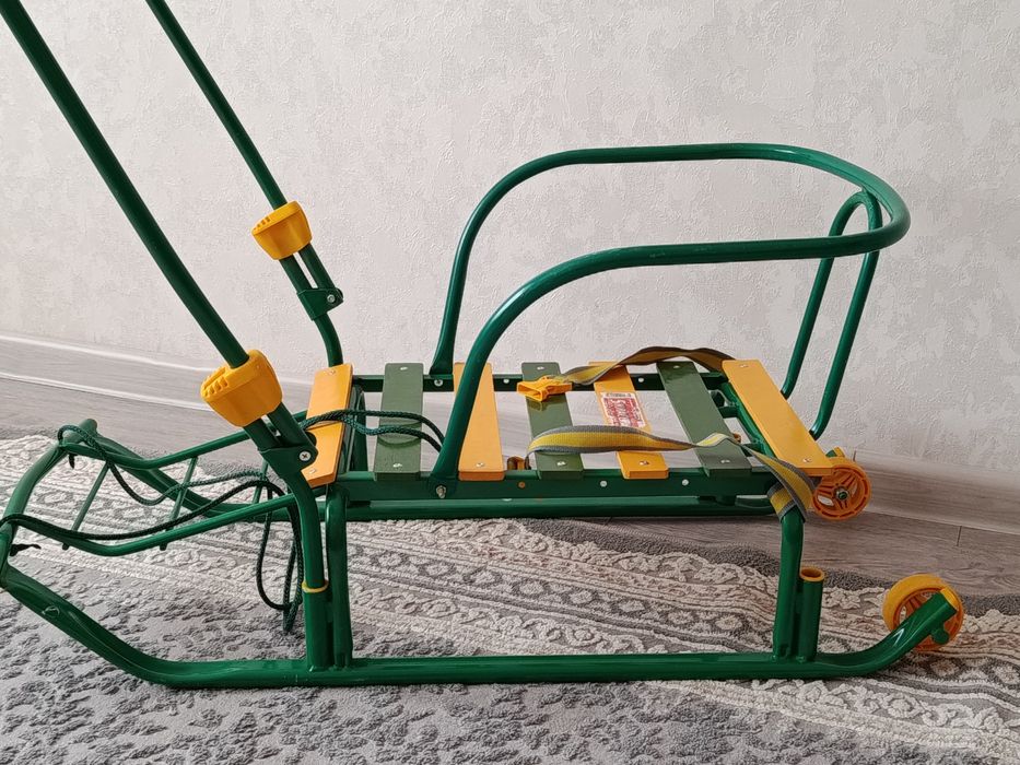 Санки детские с колесиками