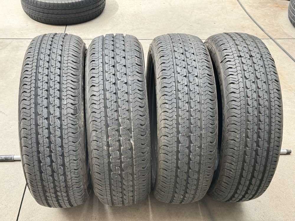 195/60/R16C Pirelli Cnrono 4бр летни бус