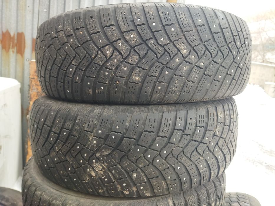 Шины континенталь 195/65/15 пара