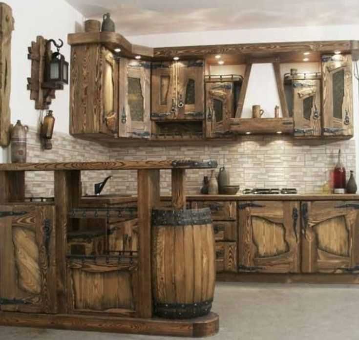 Кухненски шкафове от Масив по поръчка/проект. Маси и плотове.