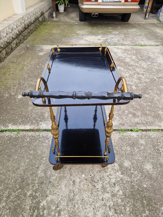 Страхотна антикварна италианска количка за сервиране