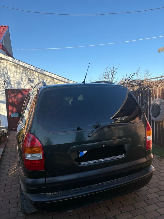 Vând OPEL Zafira