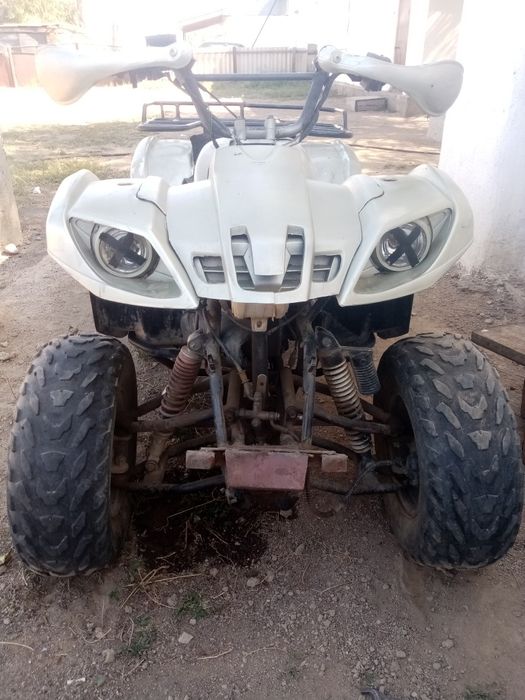 Продаю квадрацикл 150куб + с бамперам отдам