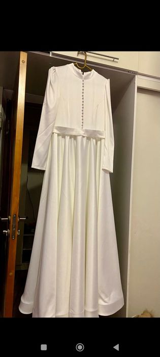 Платья арнайы сырға салу рәсіміне  тіктірілген 1 ақ рет киілген