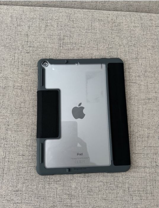 Huse pentru ipad generatia 5 si 6 de 9,7” sau ipad pro de 9,7”