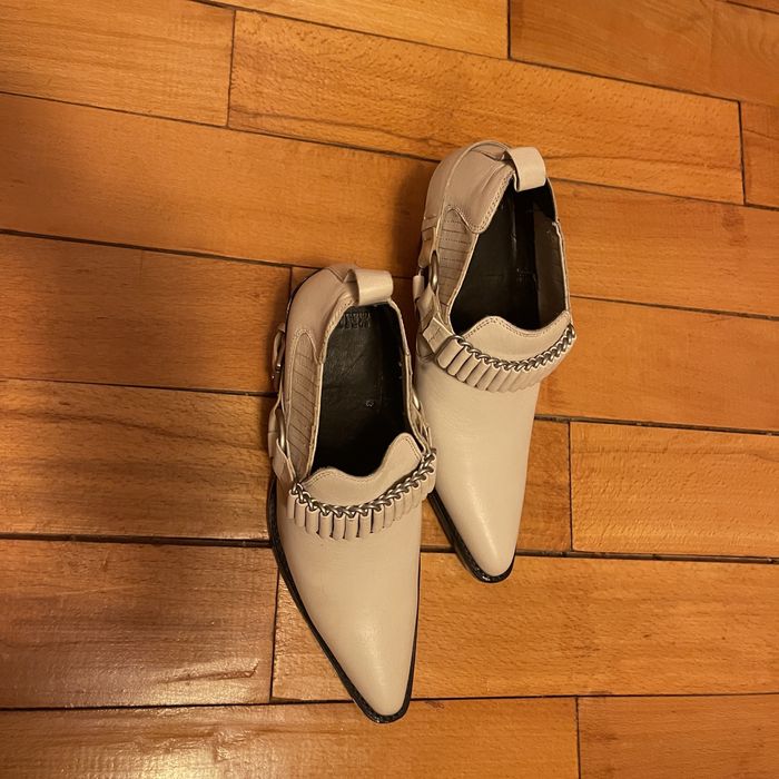 Vând botine  dama noi