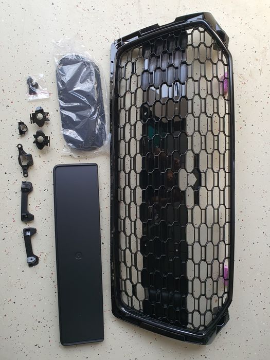 Grila fagure RS look AUDI A5 2016-2019