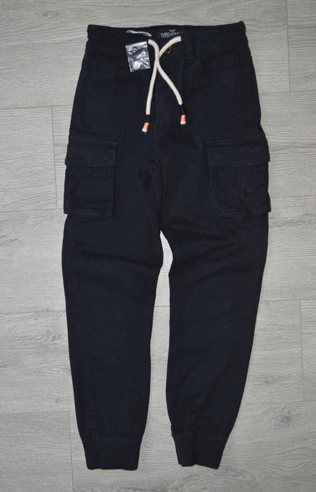 Pantaloni tip cargo 9-10 ani