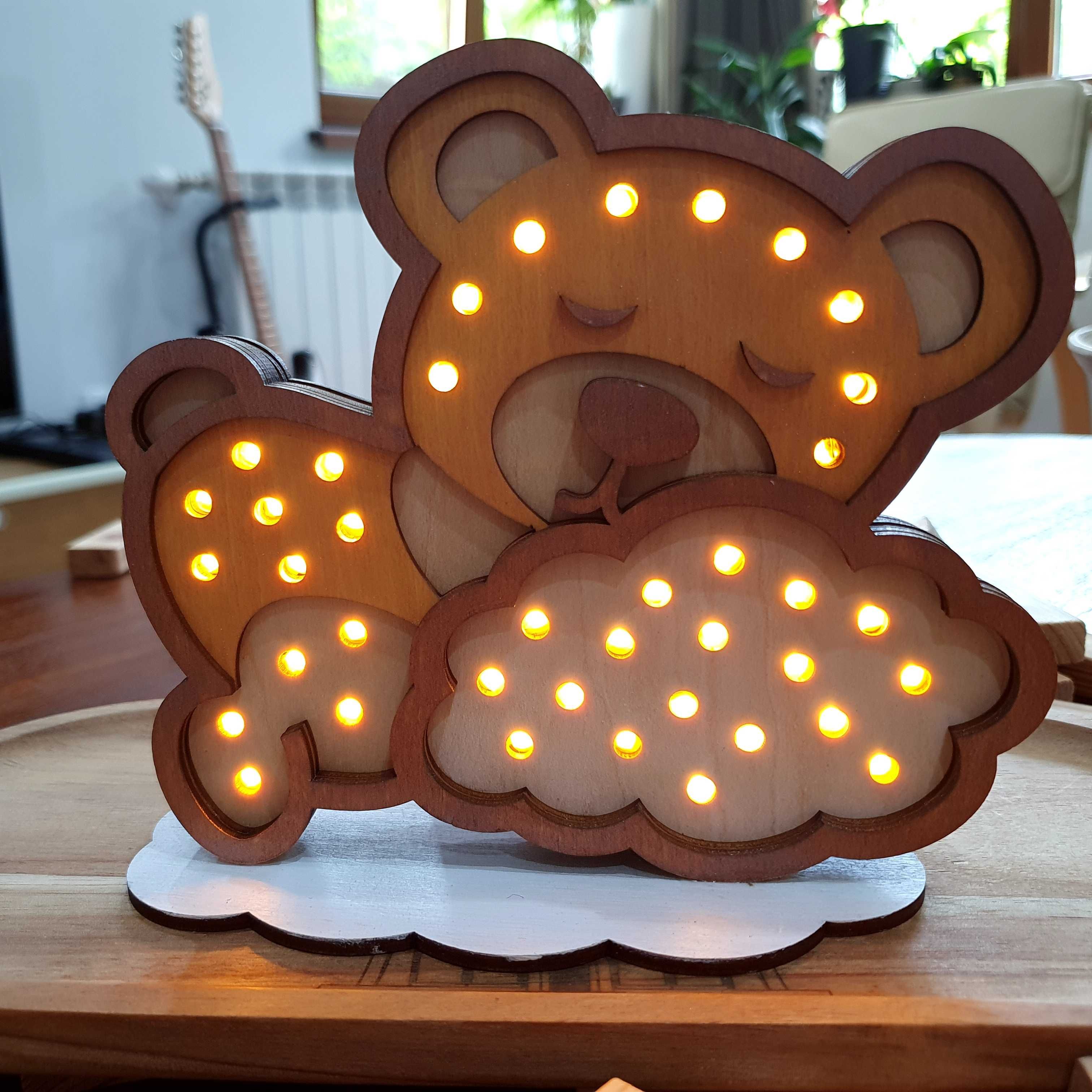 Цветна LED Лампа за Детска Стая - Сигурност и Спокойствие