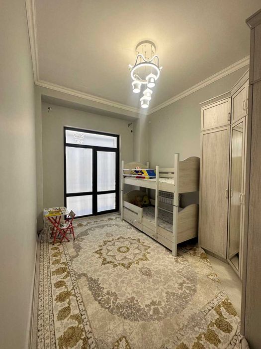 Temur Malik, 3-комнатная 78 м², евро, кирпич экобазар Темур малик`