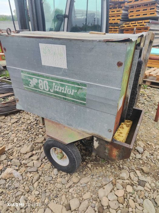 Mașină curățat panouri