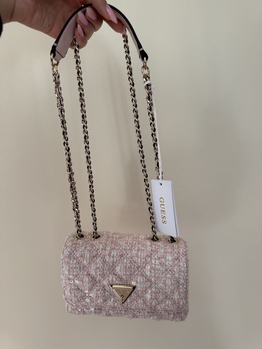 Чисто нова розова малка чанта GUESS guilly mini 2