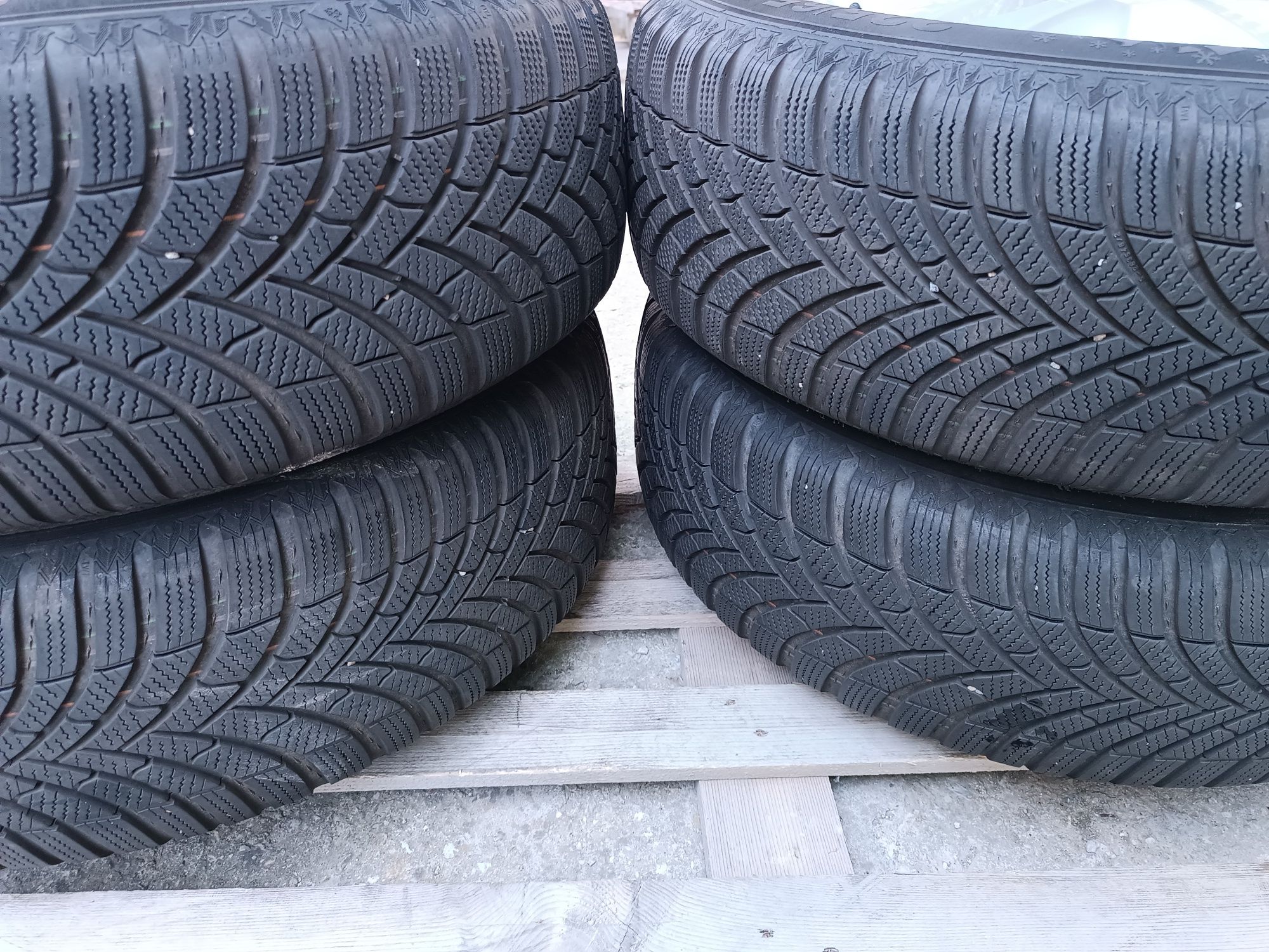 Лети джанти 17ки 5х114.3 Honda + зимни гуми 225/65/17 Semperit