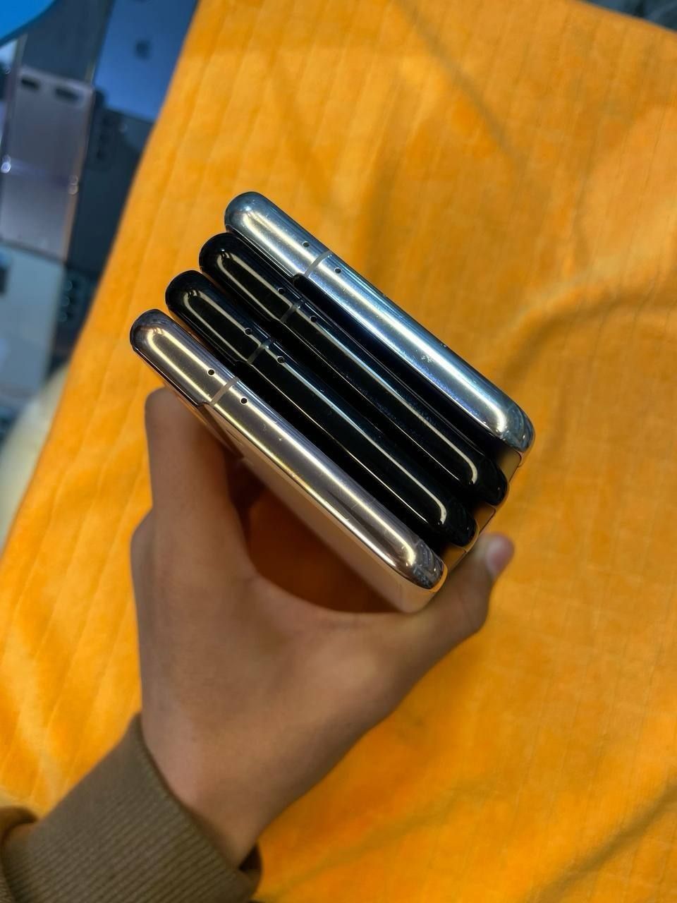 Samsung galaxy s21 + 8/256gb Holati harxil