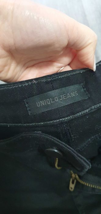 ОРИГИНАЛ Uniqulo XS панталони дънки