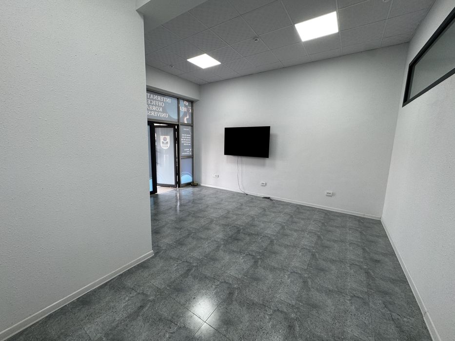 Срочна Сдается Помещение. Сеул Мун.Яккасарай 70 квадрат