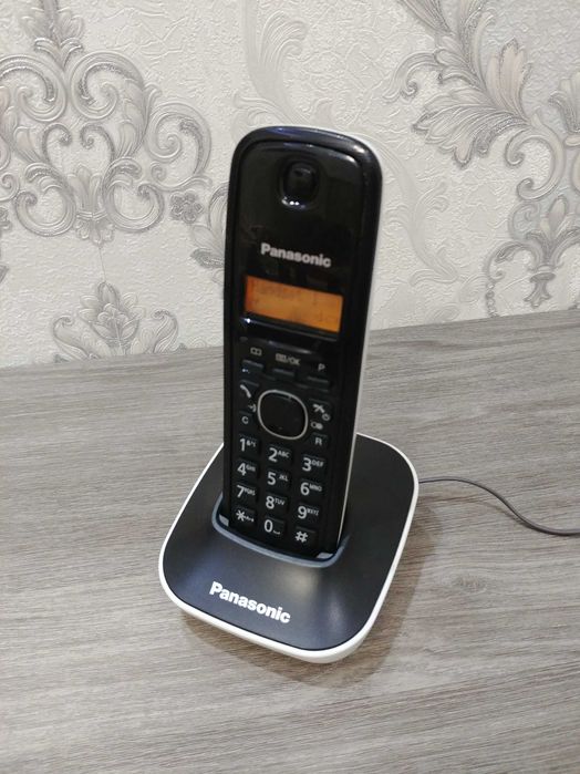 радиотелефон Panasonic kx-tg1611