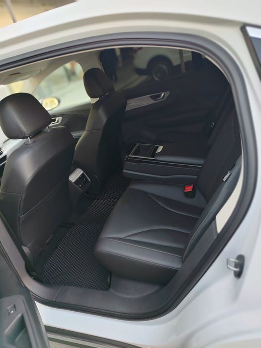 HongQm5 электромобили.