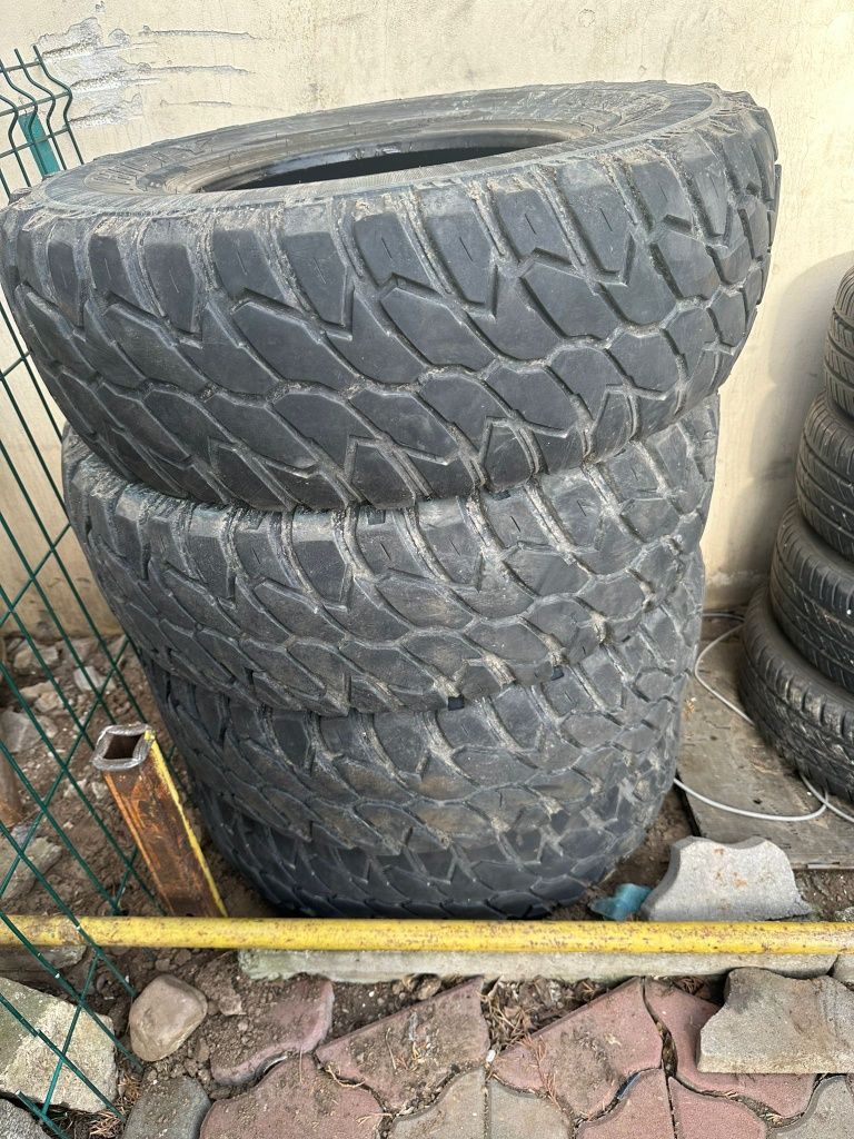 4 cauciucuri 31x10.5 r15