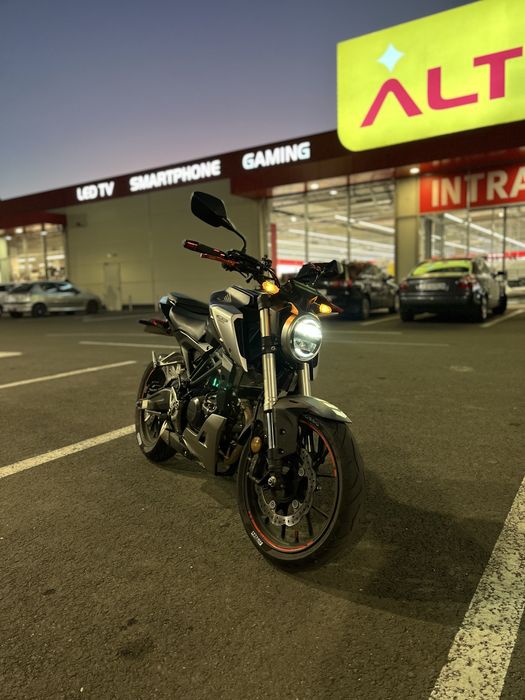 Honda 2020 cb125r neo sports cafe